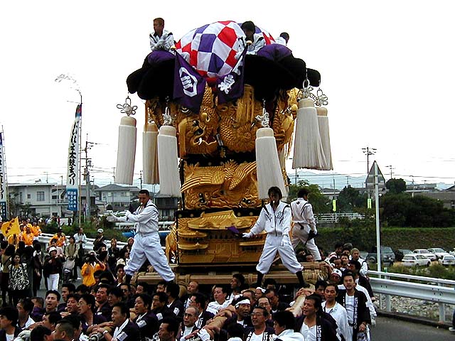 山根グランドで上部地区太鼓台かき比べ | ＺＥＮさんの新居浜太鼓祭写真集 - 楽天ブログ