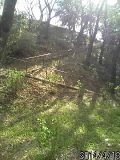 北城への階段２