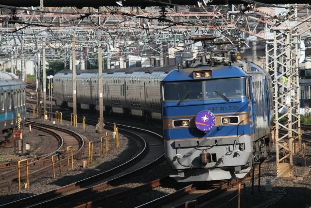 EF510-513 寝台特急「カシオペア」が 行く2