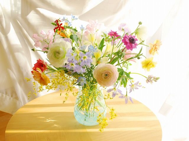 チューリップ ラナンキュラスの入った春の花あしらい Hakuの花あしらい日記 楽天ブログ