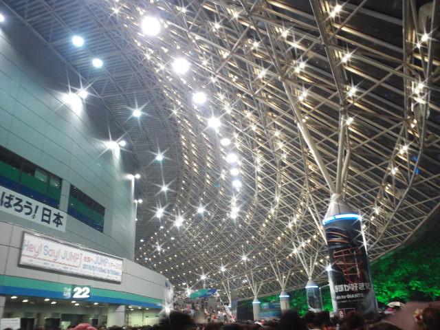 Hey!Say!JUMP　東京ドーム　20130511夜-屋根