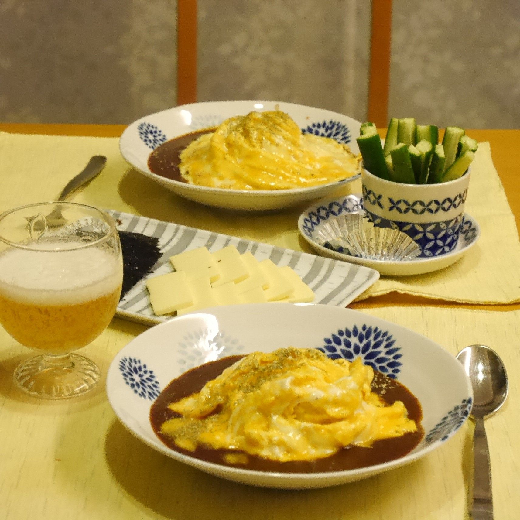 ハウス_プロクォリティ_ビーフカレー_食卓