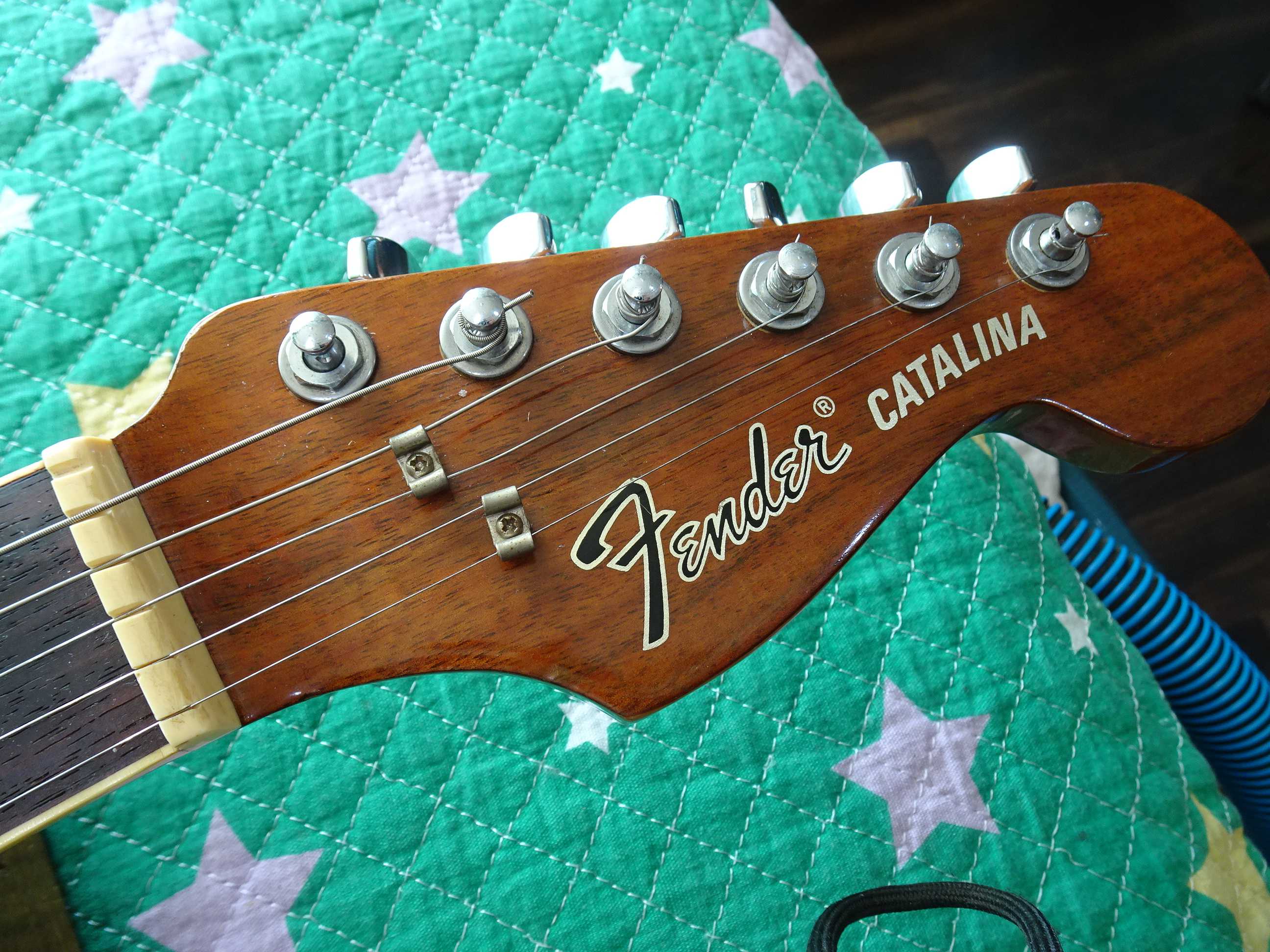 🌸Fender。JP CATALINA ヘッドストッククラック補修 | 青春のギター