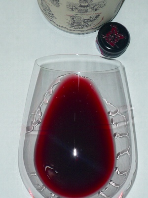 SaintCosme Little James' Basket Press Red NV 2012 glass.jpg