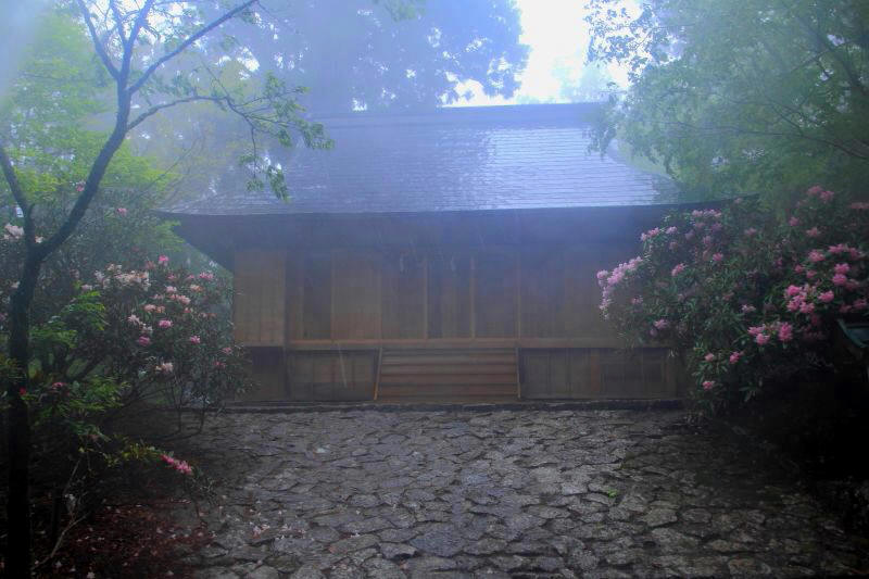 玉置神社_004神楽殿.jpg