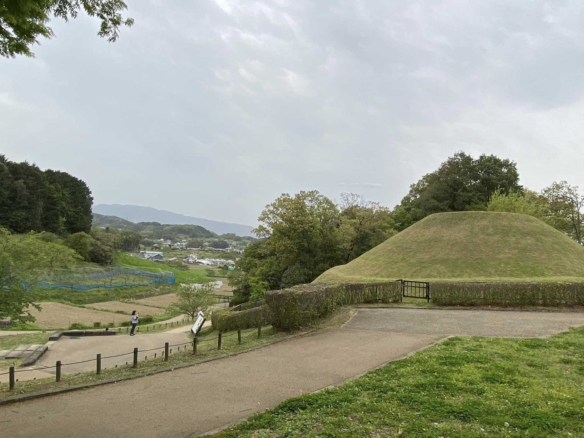高松塚古墳~春の明日香村(1) | 醍醐山と下部(しもべ)温泉 - 楽天ブログ