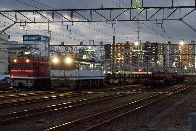 EF66 30牽引 貨物 & EF81 95牽引 品川チキ工臨4