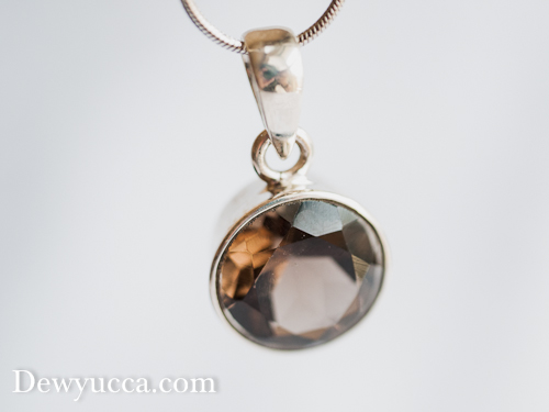 スモーキークオーツ