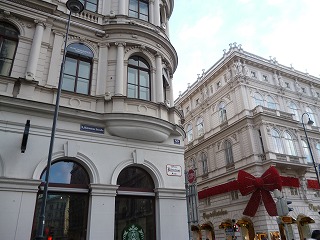 P1120946ss.jpg