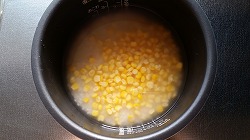 バターコーンの炊き込みご飯