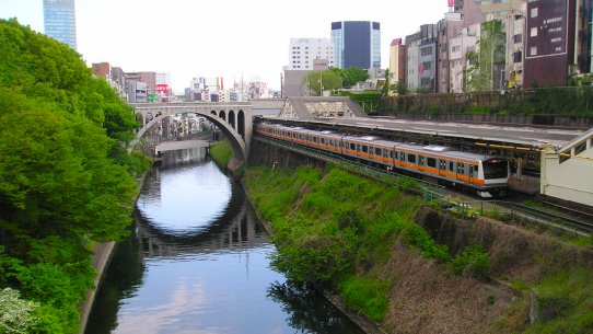 御茶ノ水駅2