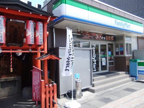 ファミリーマート上諏訪駅前店１