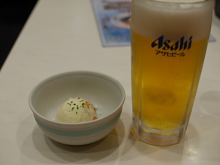 生ビールとポテト.jpg