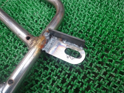 左ﾚｯｸﾞｶﾞｰﾄﾞ溶接後裏