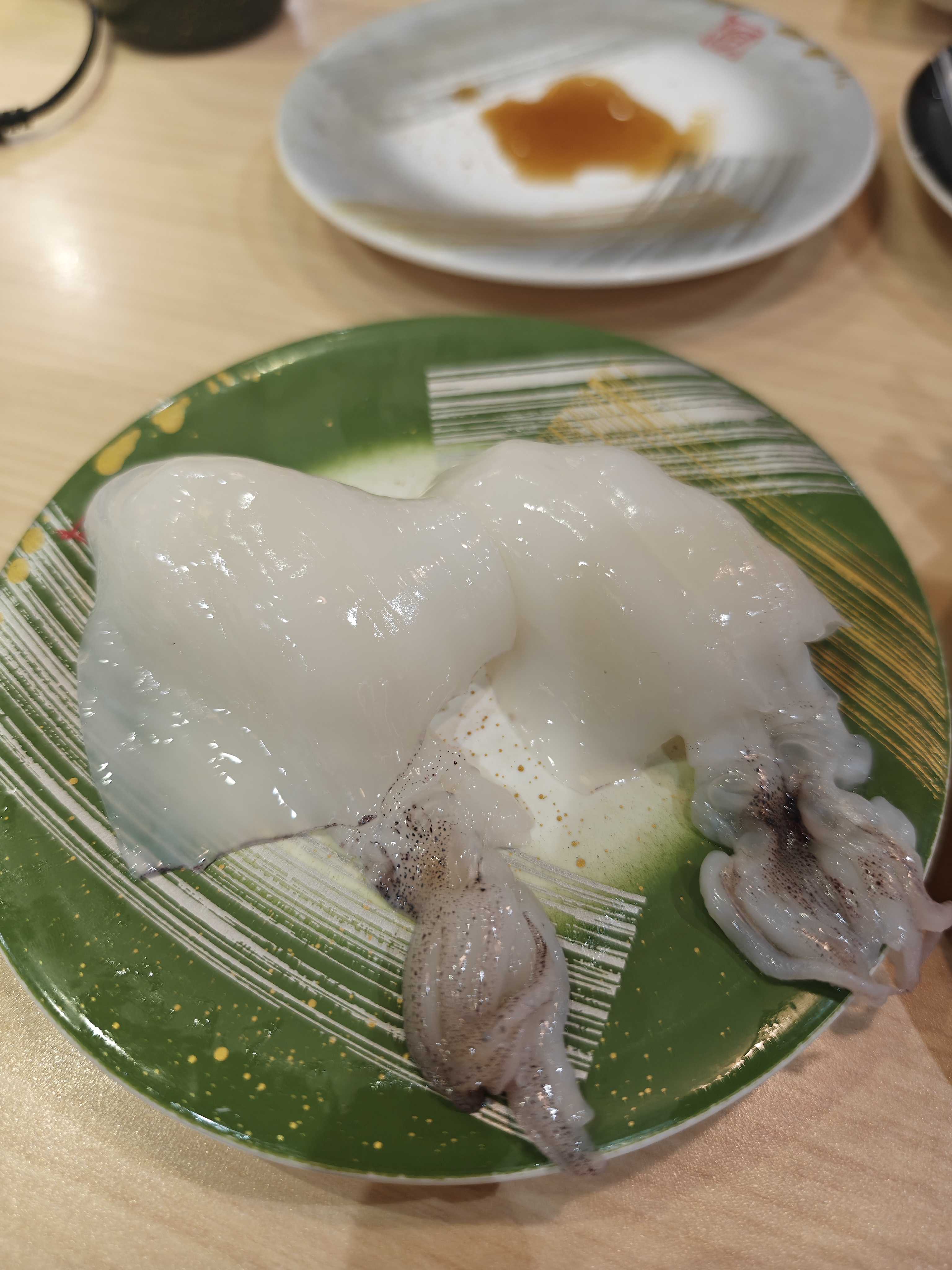 大洗 魚市場前 回転寿司　お魚天国 やりいか姿