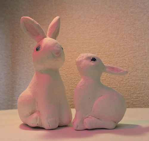 石粉粘土 ひとまわり小さいウサギにトライしてみたよ ぼくの畑はペットボトル 楽天ブログ