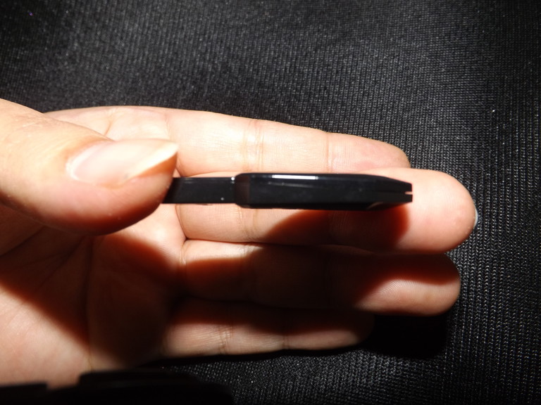 ADATA USBメモリー 16GB-4