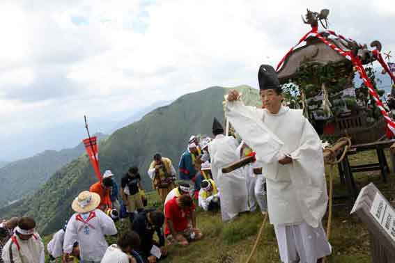 剣山・御輿渡御-04♪