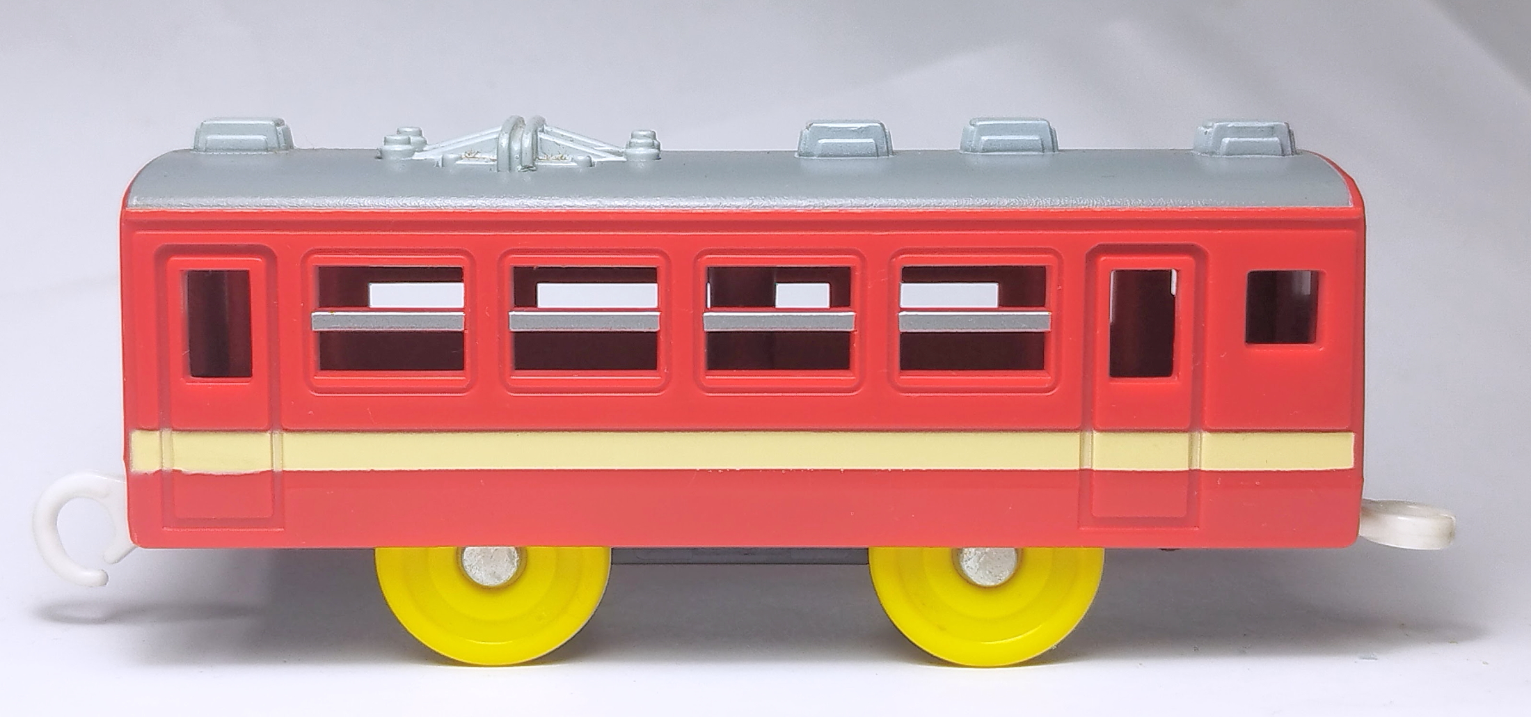 プラレール「711系近郊電車 （冬の臨時列車）」 - 凹凸プラ陳列館