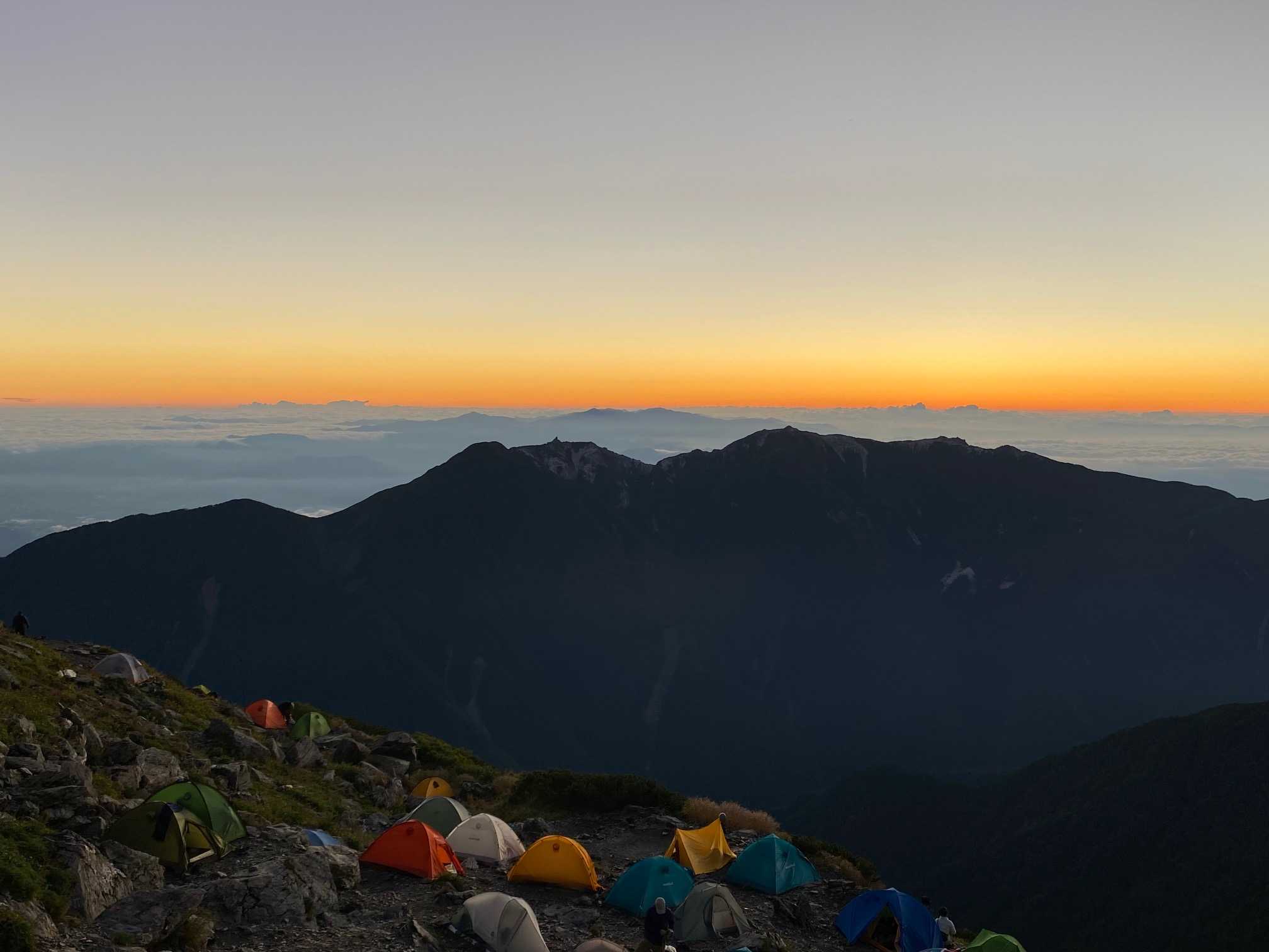 北岳（3193m・日本百名山・山梨百名山・新花の百名山 ）の夏（1）夜明け | 醍醐山と下部（しもべ）温泉 - 楽天ブログ