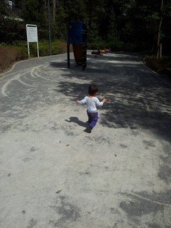 公園で