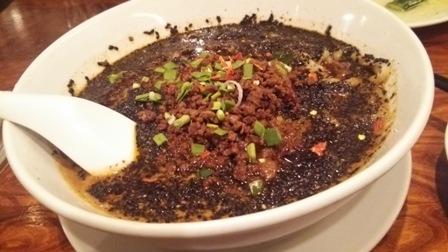 黒坦々麺.jpg