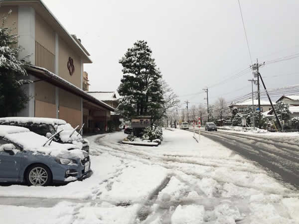 20141206雪　辻のや花乃庄