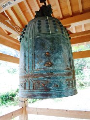 20120513ごんごん祭の鐘.jpg