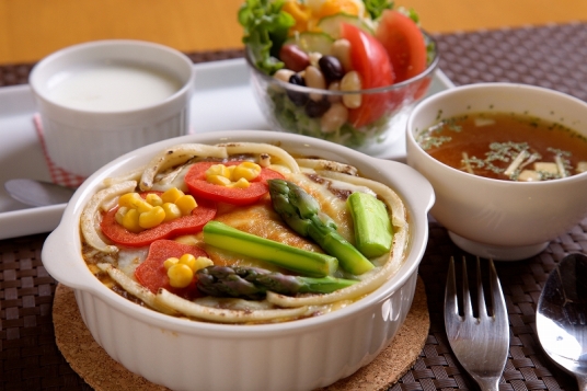 01美瑛カレーうどん（道の駅美瑛　丘のくら）.jpg