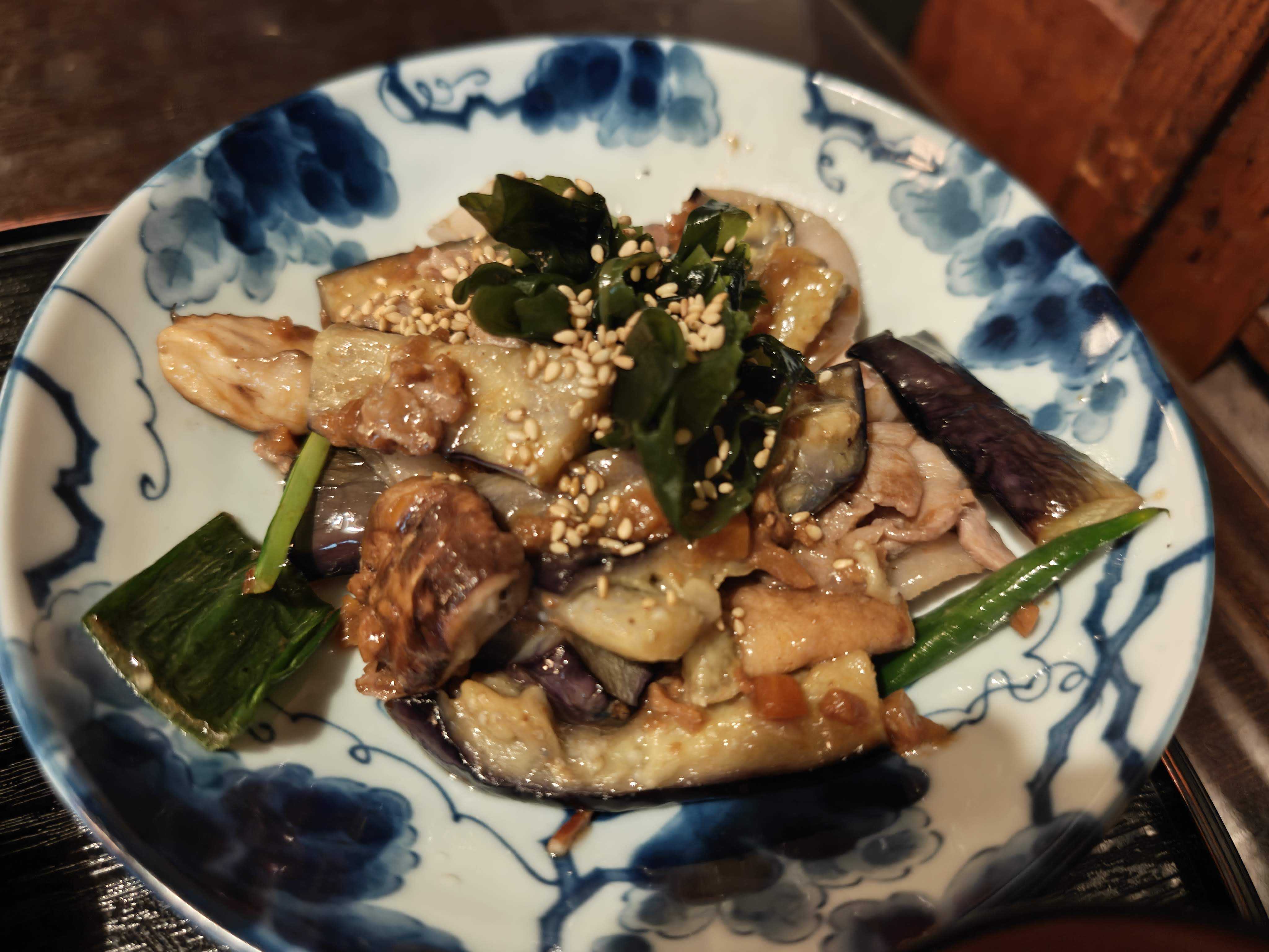 虎ノ門　ランチ　酒処 はづき　お肉の定食　豚バラとなす炒め