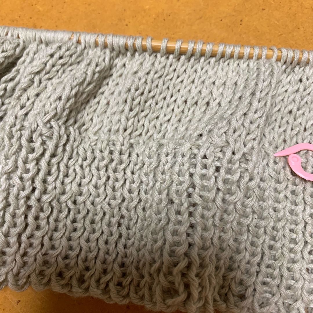 縄編みのサマーセーター 無料編み図 浮気中 オフィスで着られるオトナの手作りニット 編み物 楽天ブログ