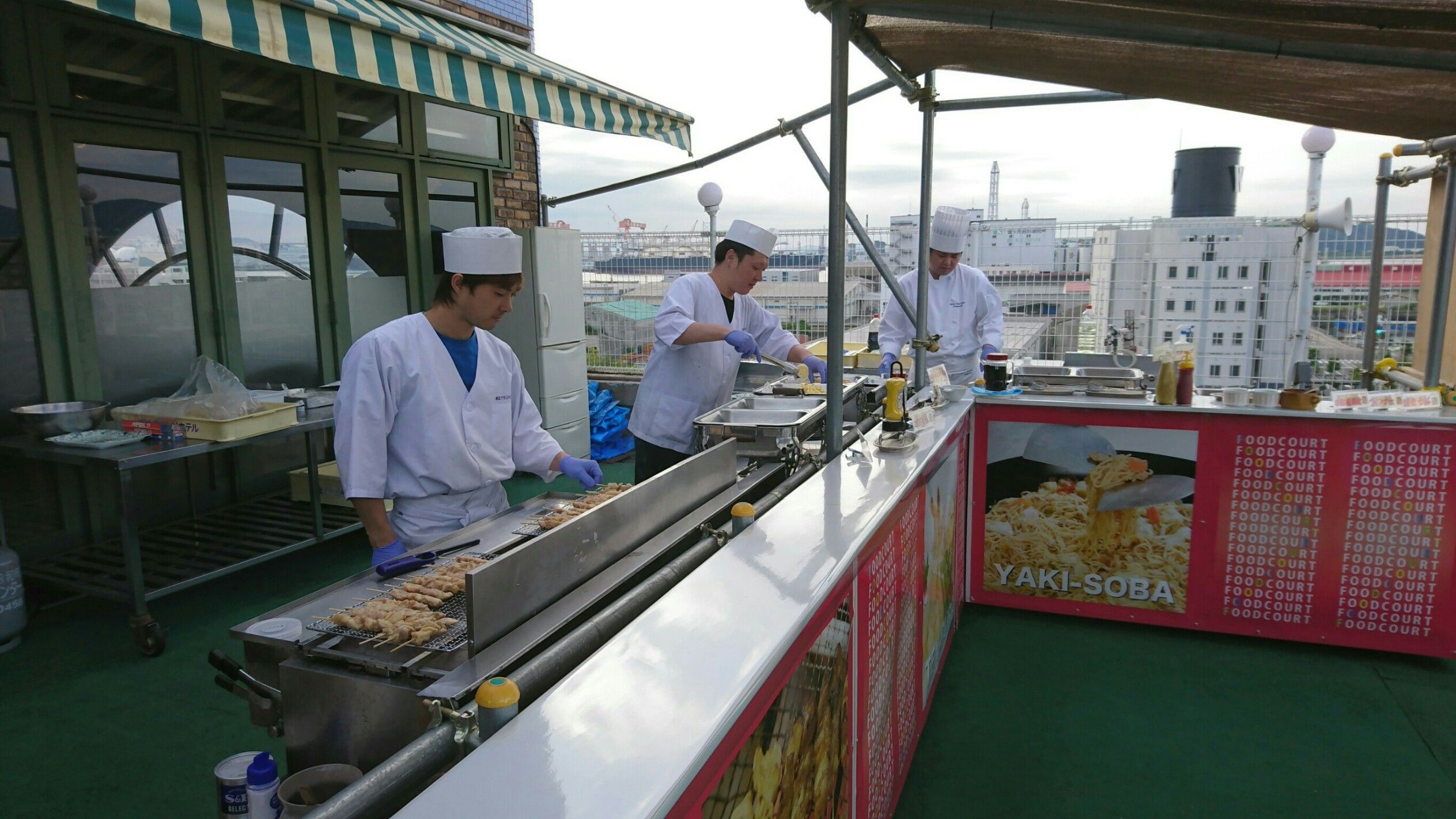 坂出グランド　ビアガーデン 坂出市西大浜北「坂出グランドホテル」で、ビアガーデンが2022年7月1日