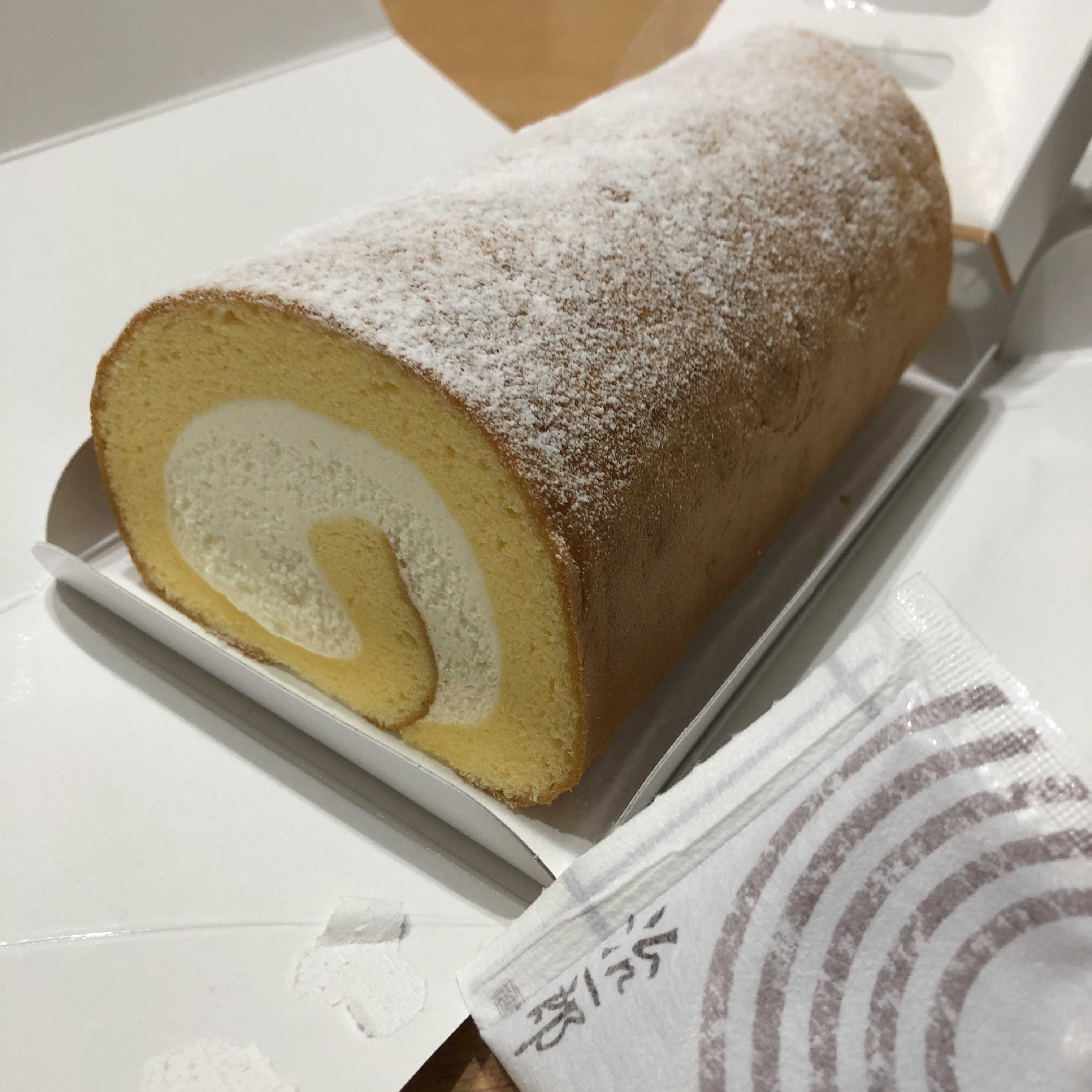 浜松にある 治一郎 さんのロールケーキを品川で購入 狂躁的非日常と日常 楽天ブログ