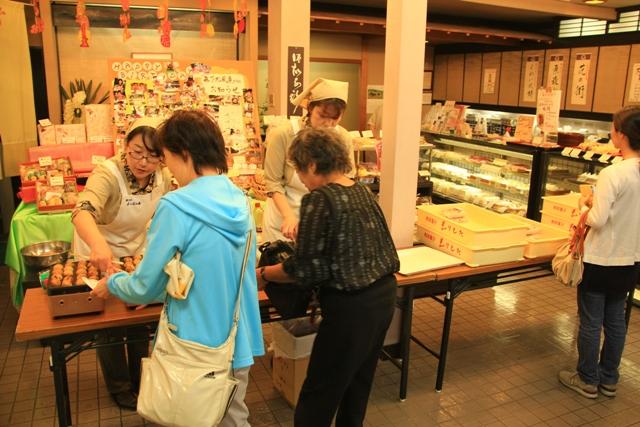 2012年9月22日夕やけ市店内