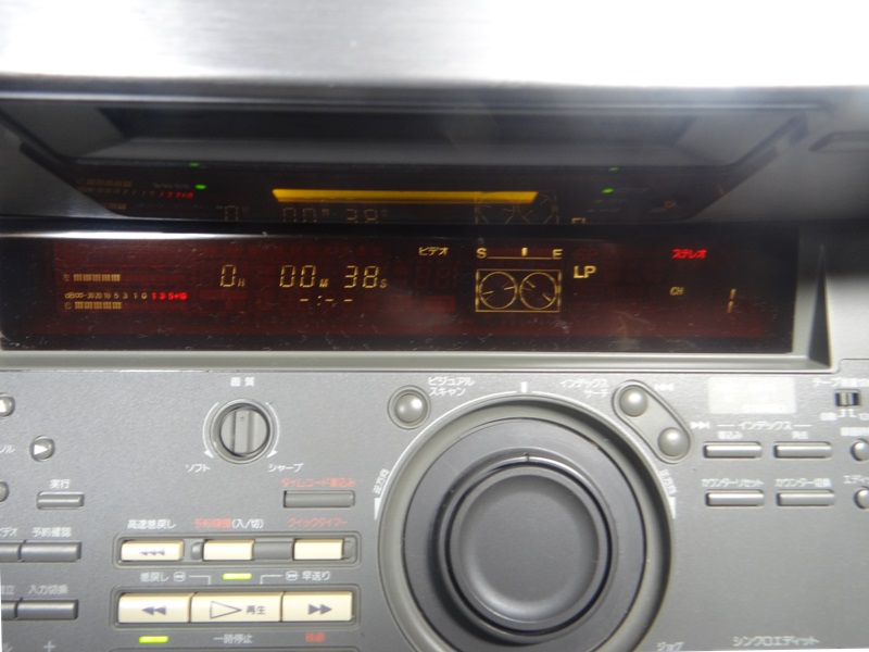 8ミリビデオ 修理 EV-NS7000④ノイズが載ってしまう ピンチローラー