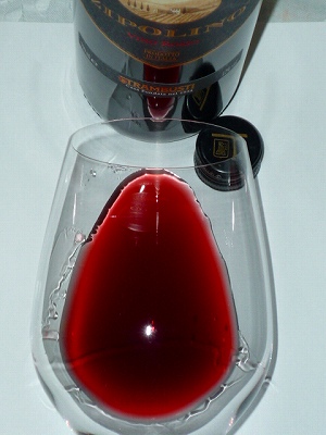 Trambusti Zipolino Vino Rosso glass.jpg