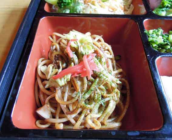 アメリカンステーションの「焼きそば」-2♪