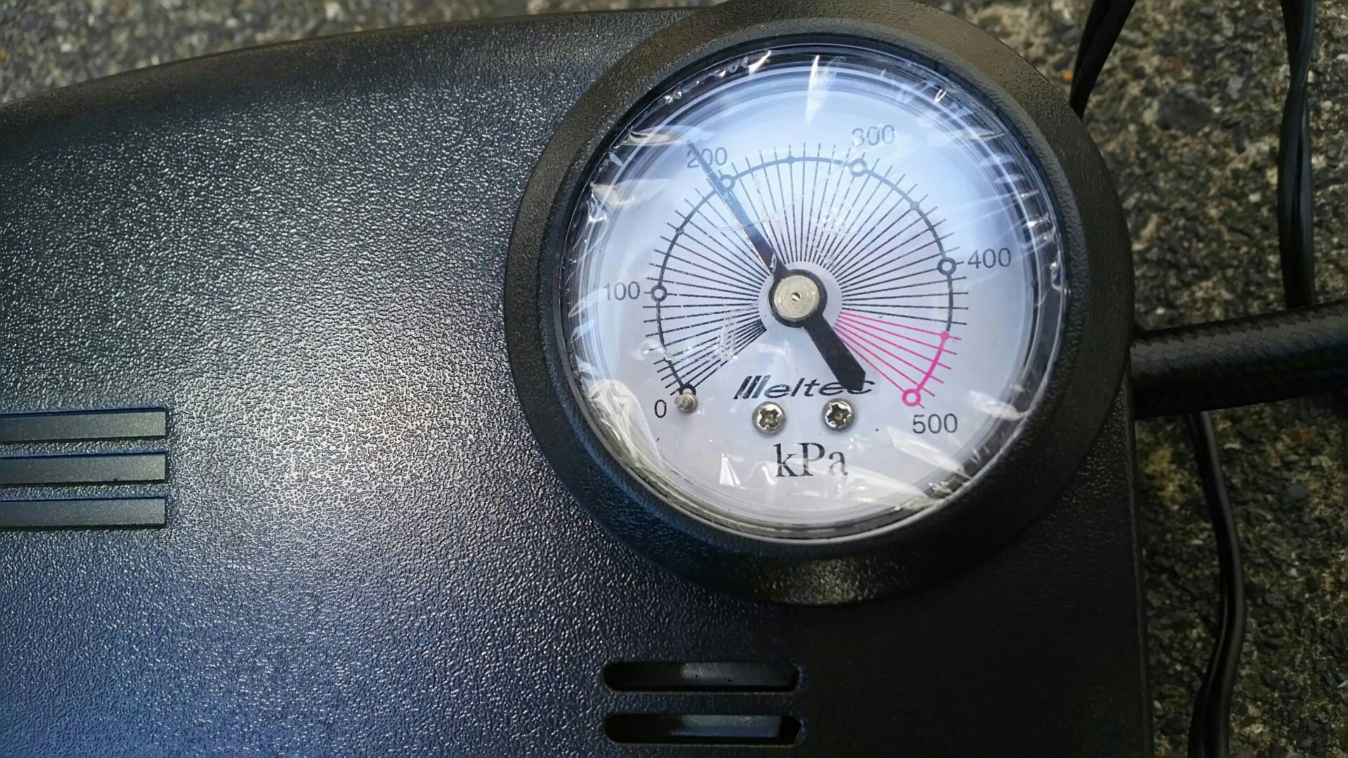 Tmax エアーが抜けすぎ 謎のエアー漏れ めちゃのてきと なブログ 楽天ブログ