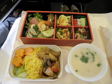 １／５　機内食　タイ風洋食