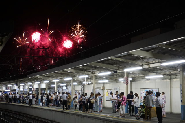 第50回 葛飾納涼花火大会 京成 柴又駅4