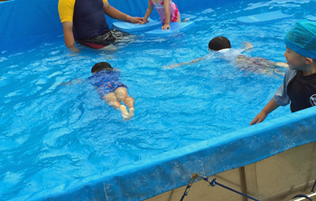 プール指導２