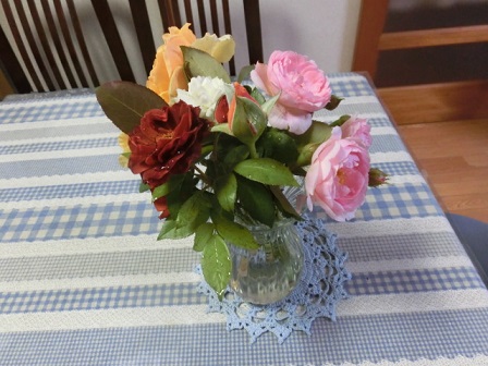 薔薇を活ける