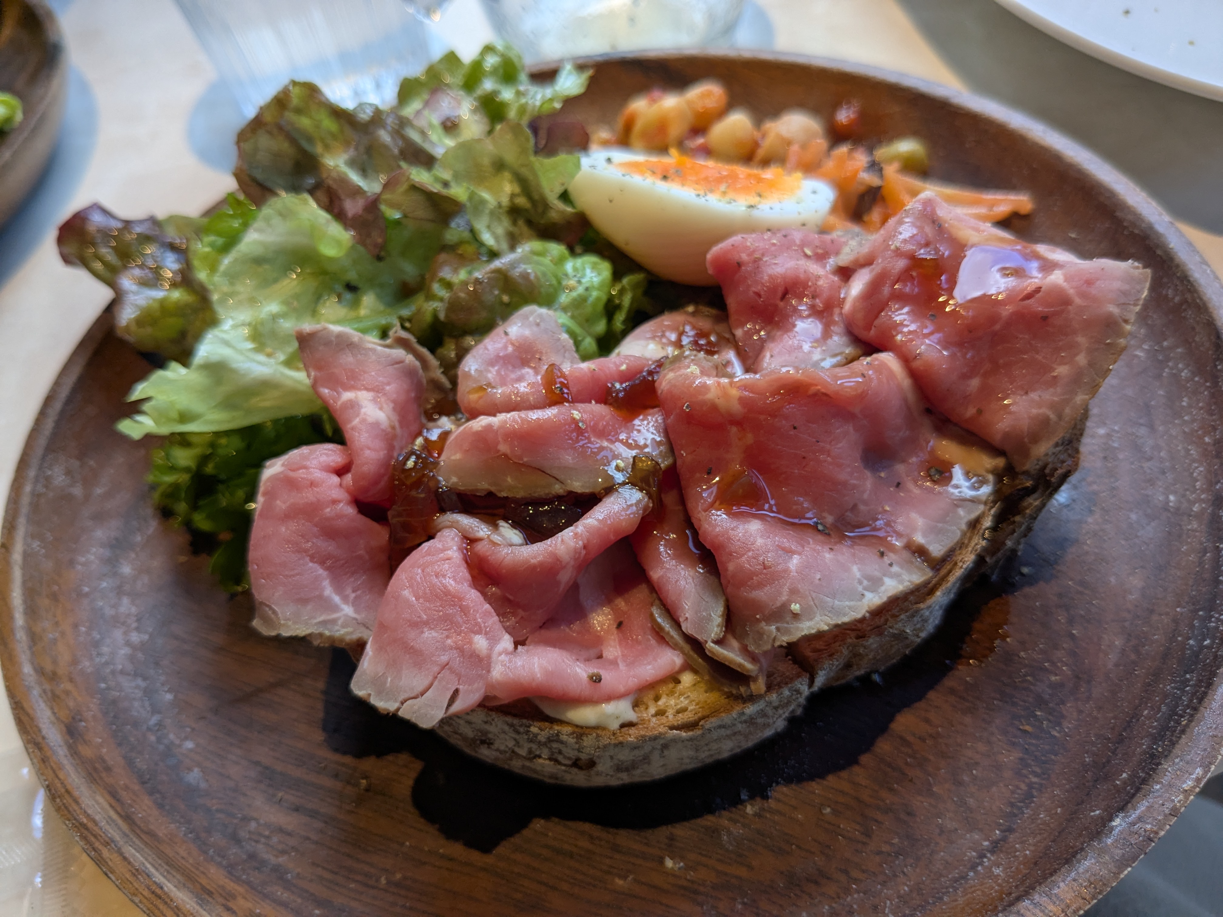 千葉中央駅　子連れカフェランチ　Dining cafe MEETs(ダイニングカフェミーツ)　自家製ローストビーフトースト