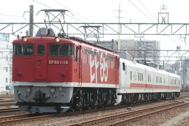 レインボーEF65 1118＋East-iD 3