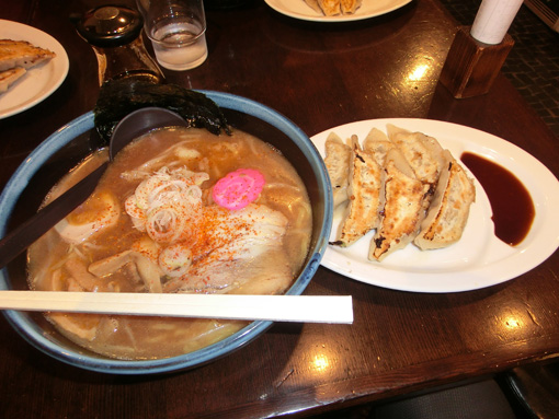 20121001味噌らーめんと餃子