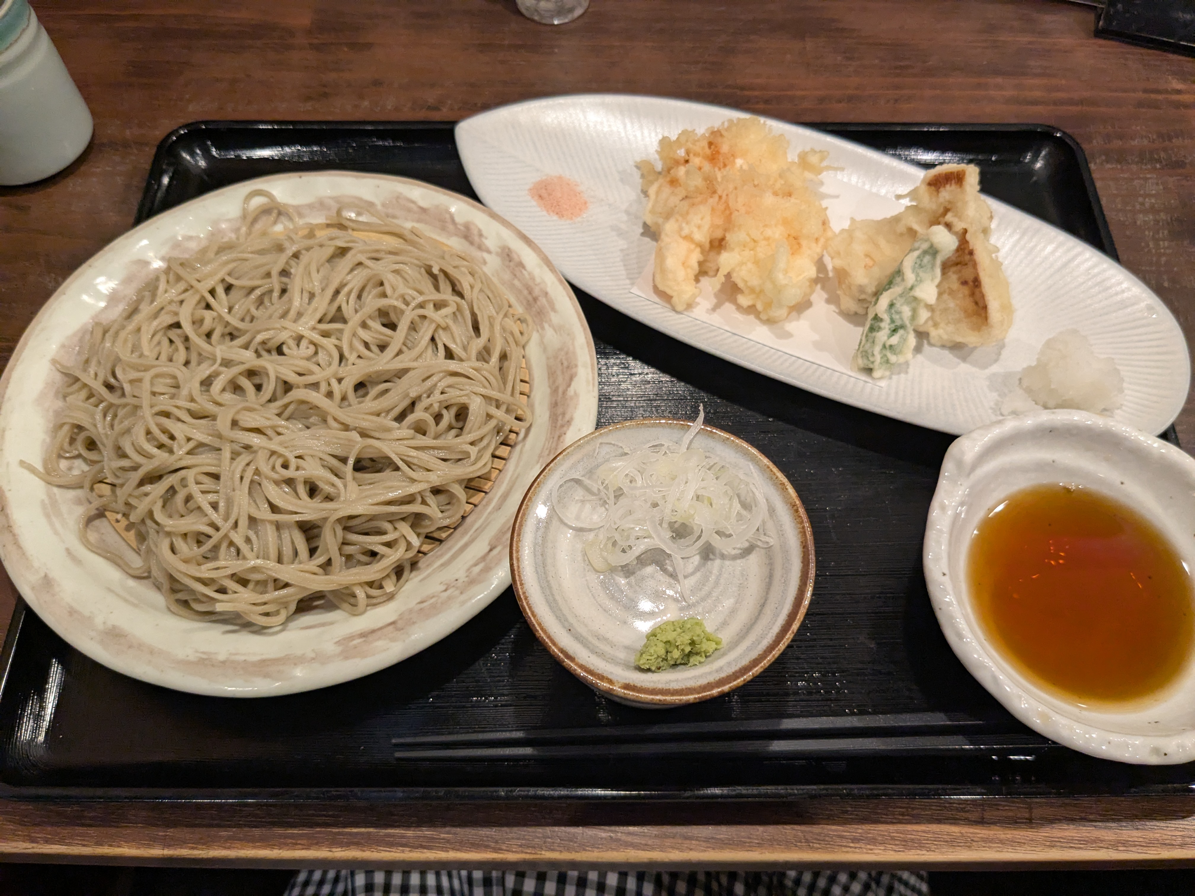 千葉県船橋市　つだぬまや　子連れランチ　卯月のおそば　筍とハーブえびの天麩羅せいろ