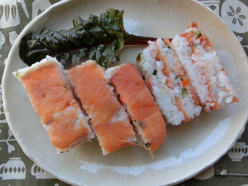 スモークサーモン押し寿司