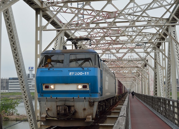 EF200-11 2013.04.17.jpg