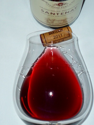 Bouchard P&F Santenay 2011 glass.jpg