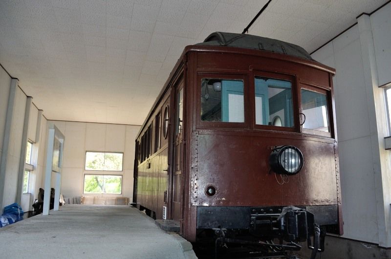 羽後交通の電車保存「デハ3号車両保存庫」 | 旅とメシと鉄道と